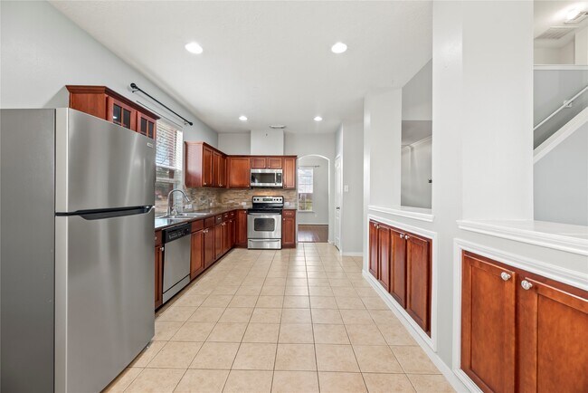 Building Photo - 16127 Spur Canyon Ct