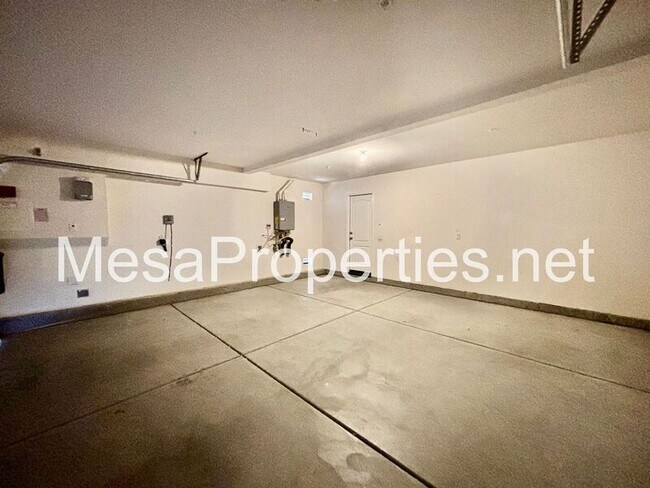 Building Photo - 15877 Cordova Rd