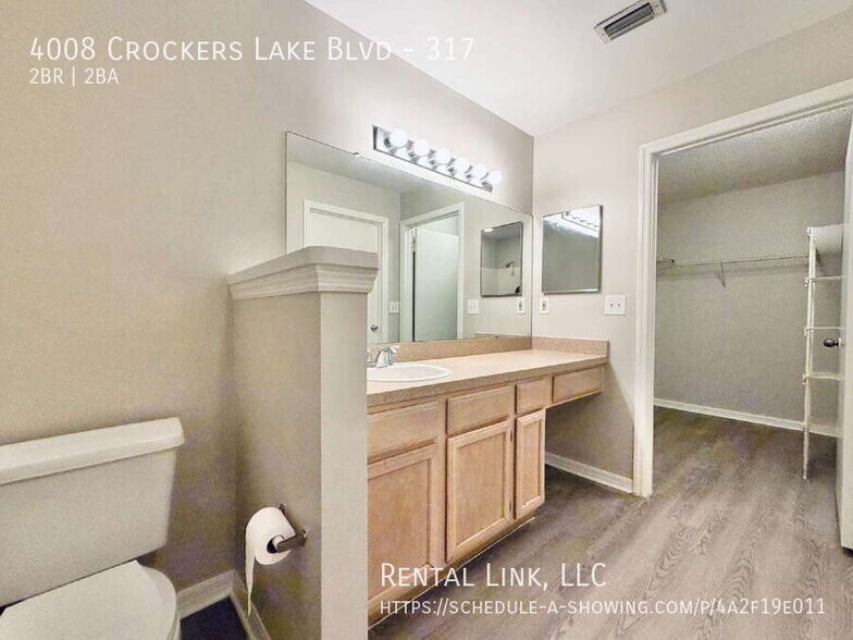Building Photo - 4008 Crockers Lake Blvd