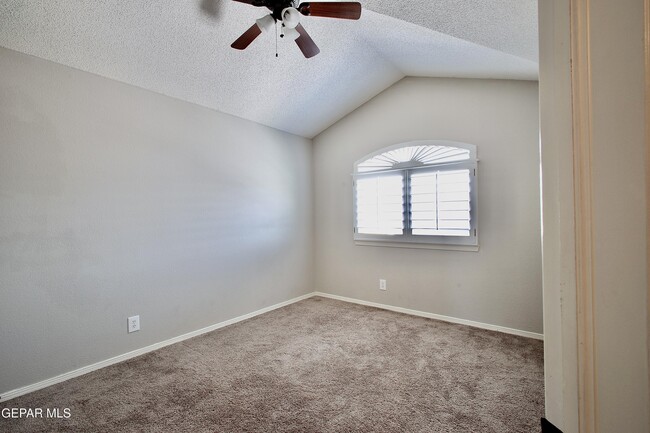 Building Photo - 12229 Kingsgate Ct