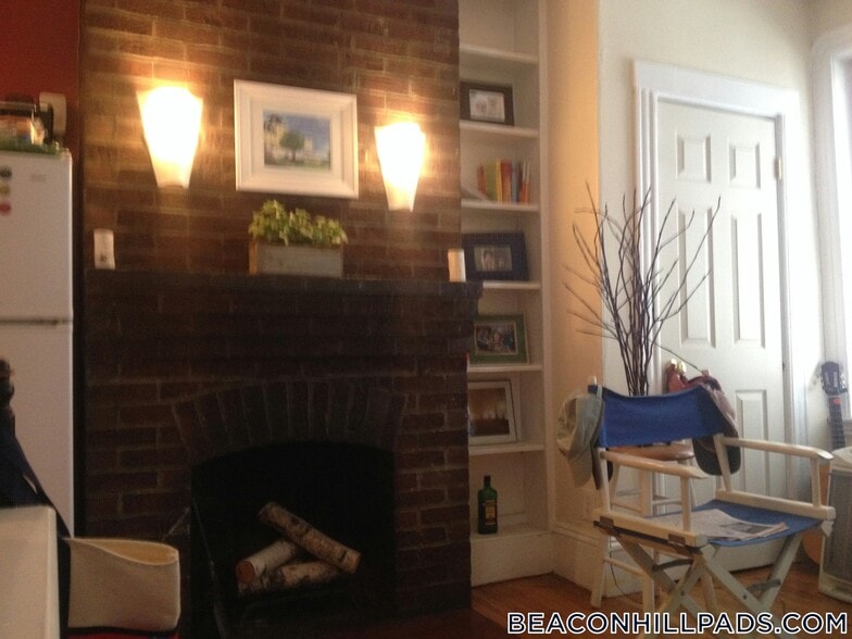 Building Photo - 41 Anderson St