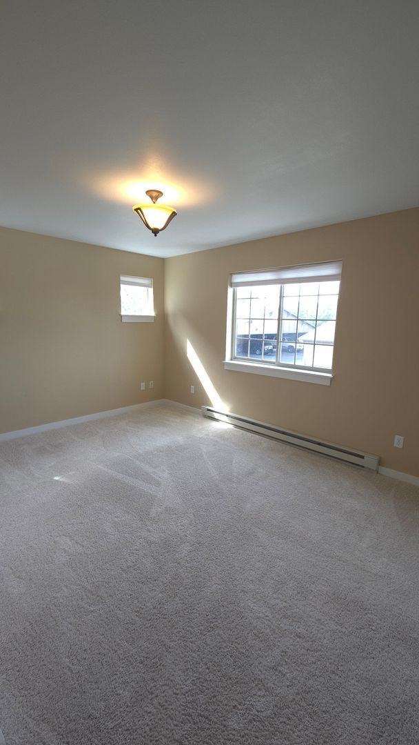Building Photo - Amazing 2 Bedroom, 2 Bath Condo With 24-Ho...
