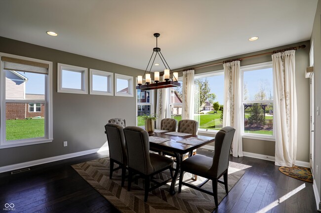 Building Photo - 14375 Trahan Dr