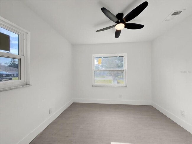 Building Photo - 941 Kathy St