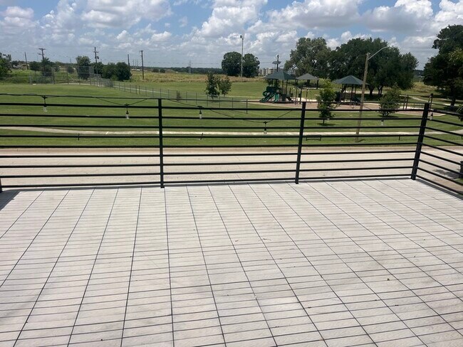 Building Photo - Custom Built 3/2/2 Delga Park! Trinity Trails Minutes from downtown Fort Worth!