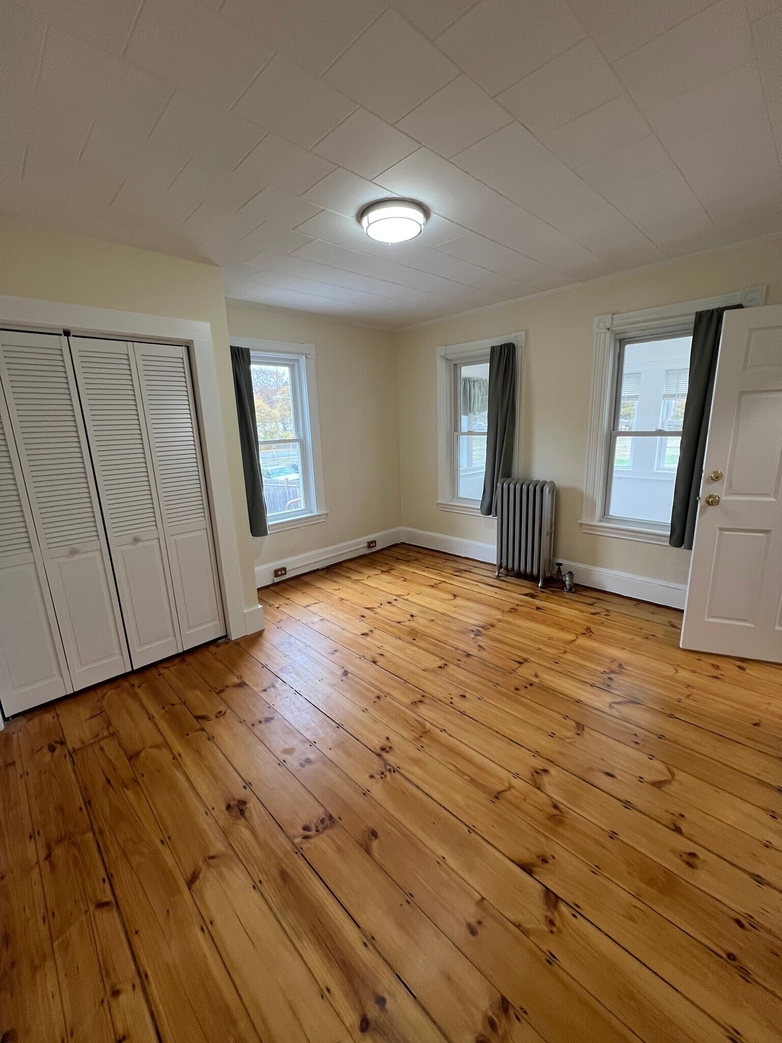 Building Photo - 18 Marion St