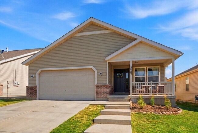 Building Photo - 3687 E Royal Troon Dr
