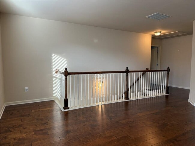 Building Photo - 3619 Brockenhurst Dr