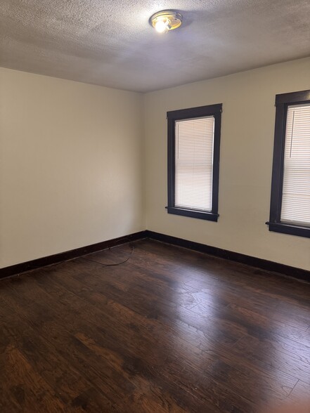 Building Photo - 727 Maytide St