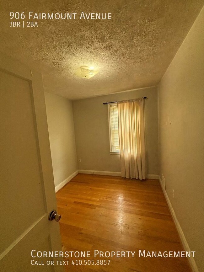 Building Photo - 906 Fairmount Ave
