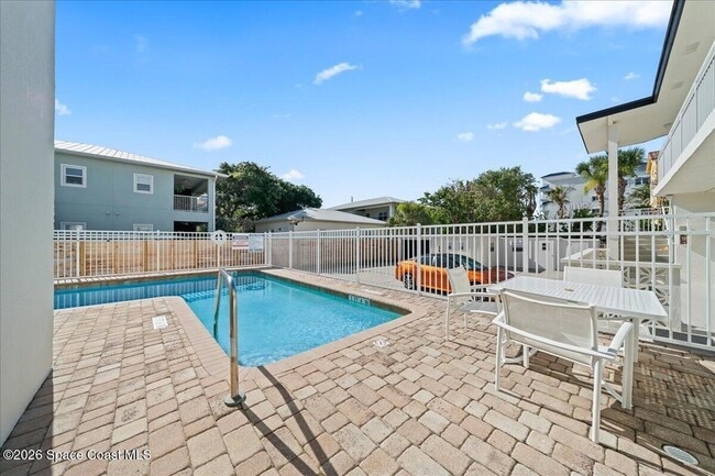 Building Photo - 154 Crescent Beach Dr