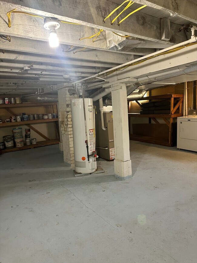 Building Photo - Great Newly Remodeled 3 bed in Madisonvill...
