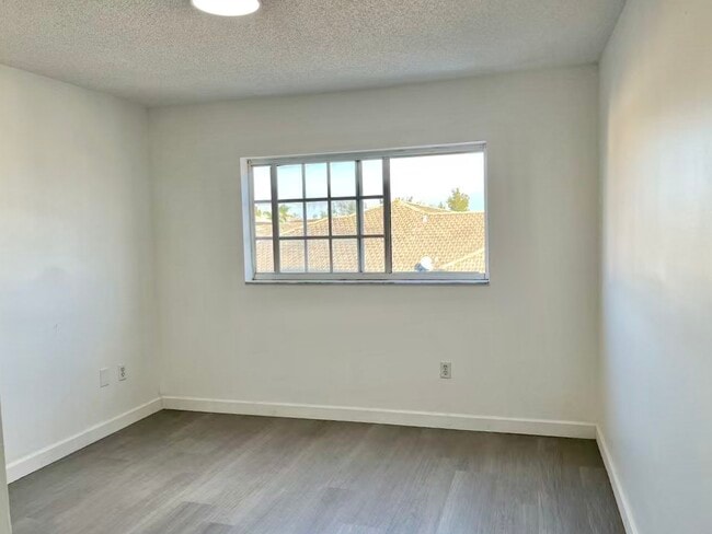 Building Photo - 8851 NW 119th St