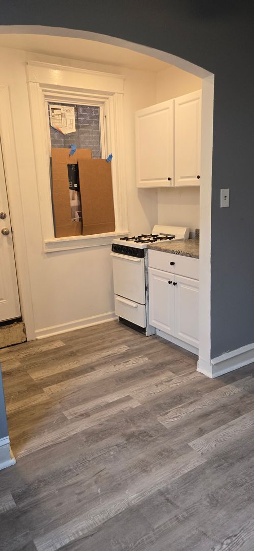 Building Photo - 4826 Old York Rd