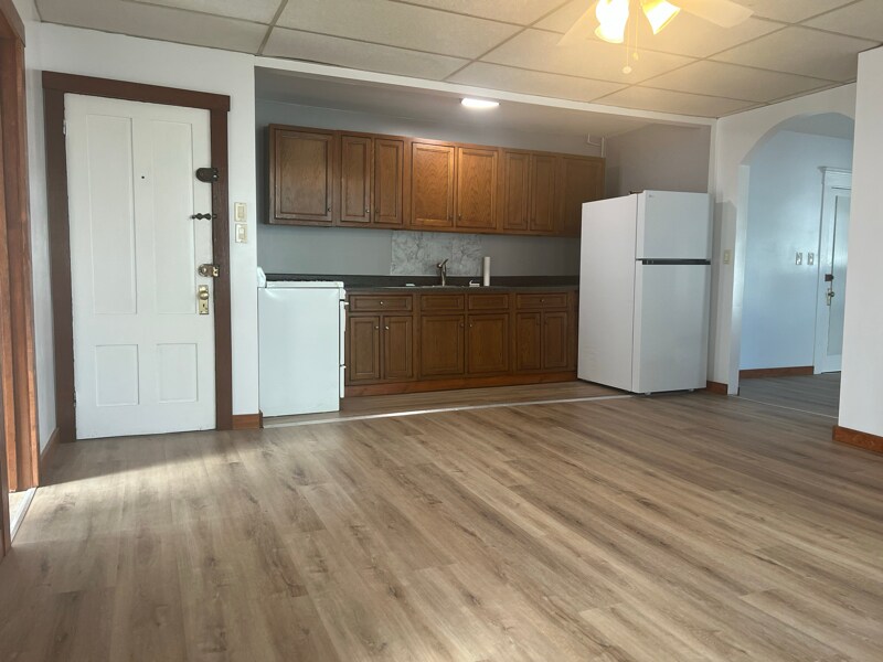 Building Photo - 185 Brownell St