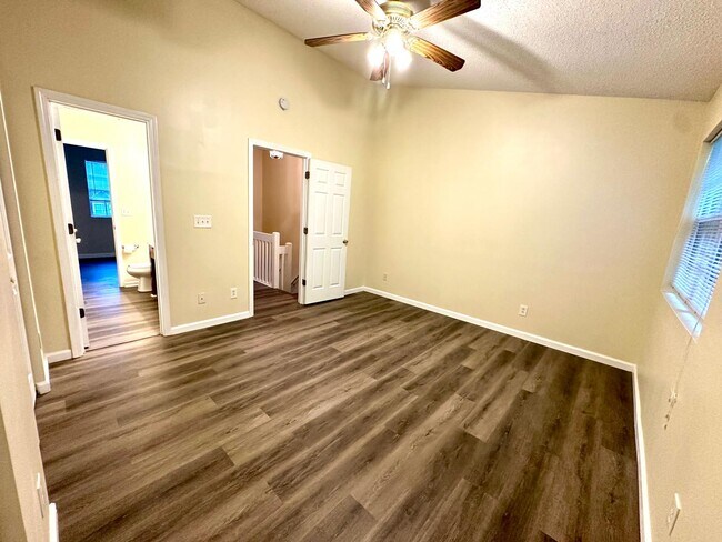Building Photo - 5732 Prescott Ct