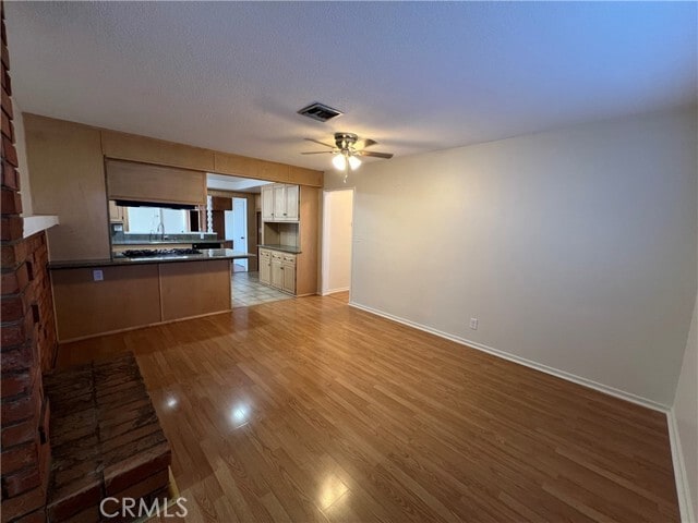 Building Photo - 616 S Archer St