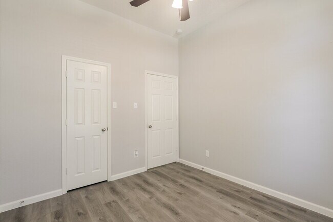 Building Photo - 13406 Lake Passage Ln