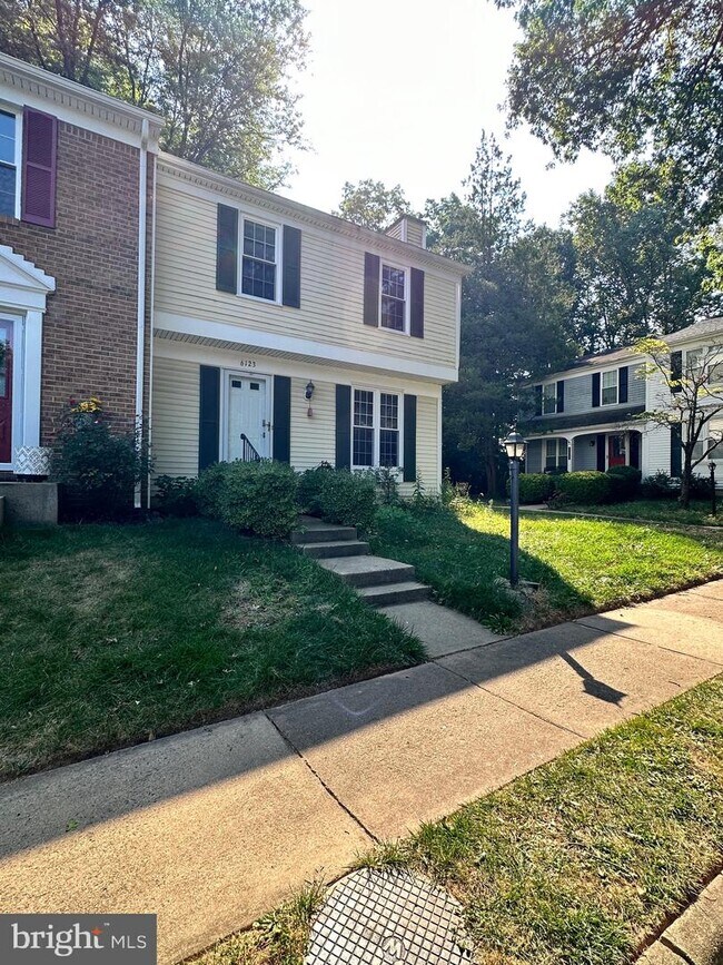 Building Photo - 6123 Martins Landing Ct