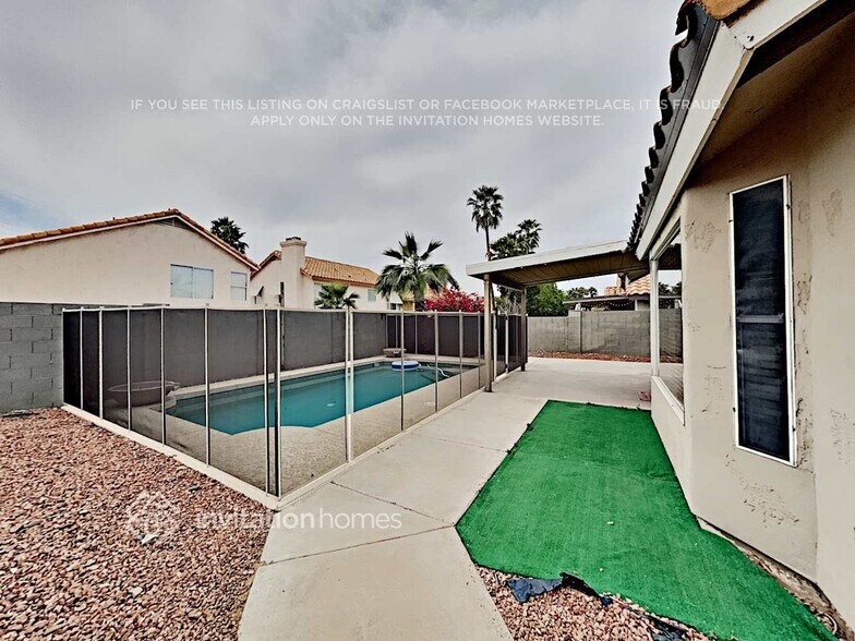 Building Photo - 1961 E Rosemonte Dr