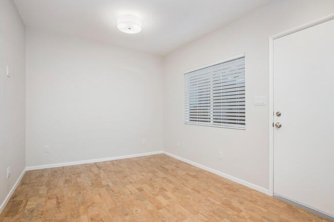 Living room - 6042 La Canada Cir