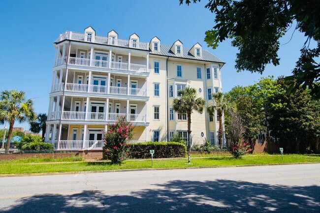 Building Photo - Historic Elegance Meets Modern Luxury – 1 ...