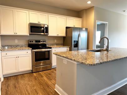 Building Photo - 1478 Summergate Dr