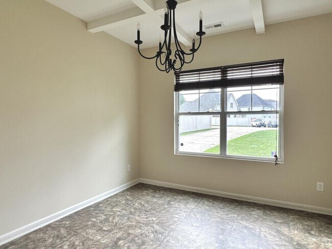 Building Photo - 1205 Peppermint Ct