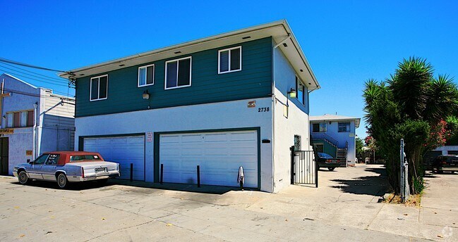 Primary Photo - 2738 Havenscourt Blvd