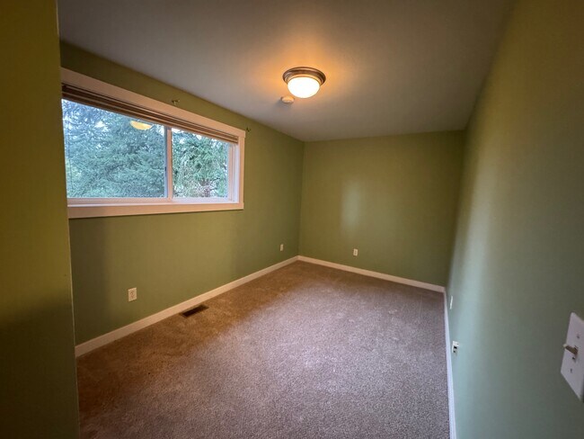 Building Photo - 11022 Palisades Ave SW