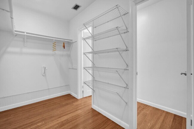 Building Photo - 3020 N 34th St