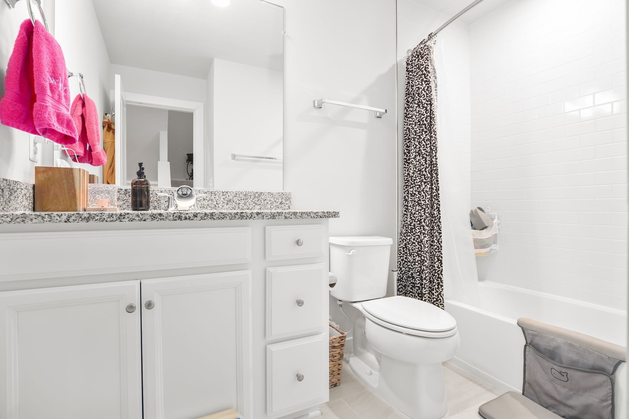 Building Photo - 1721 Beech Leaf St