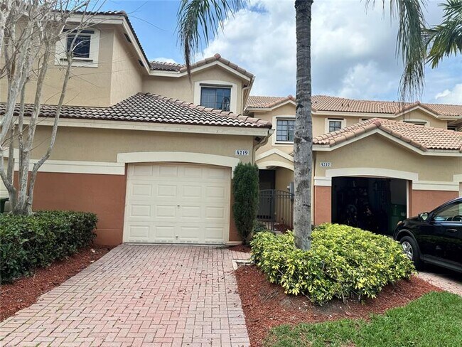 Primary Photo - 4219 Vineyard Cir