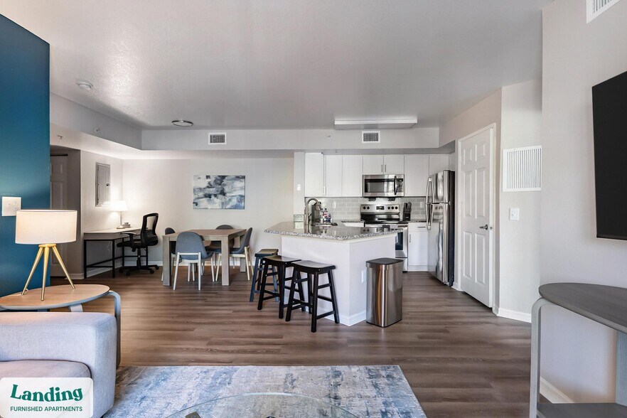 Building Photo - 10200 Falcon Pine Blvd