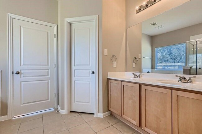 Building Photo - 3614 Creole Bay Ln