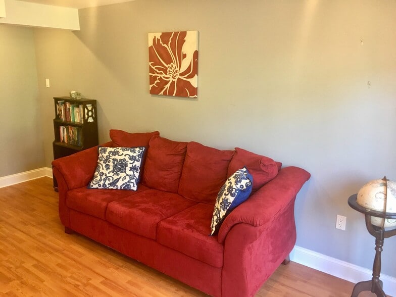 downstairs living room - 2527 Vivaldi Ln