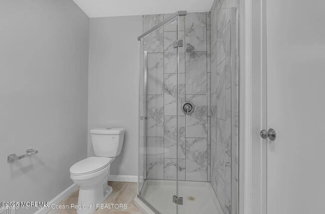 Building Photo - 821 Bay Ave