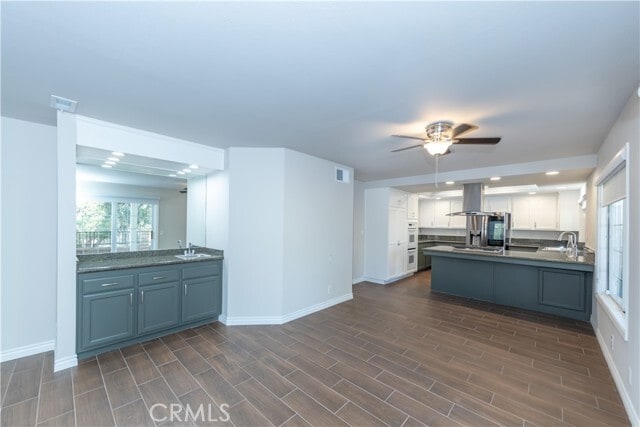 Building Photo - 1091 S Burlwood Dr