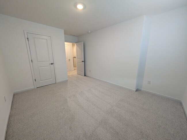 Building Photo - 1809 Pheasant Trce Cir