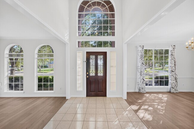 Building Photo - 1727 Emma Cove Ct