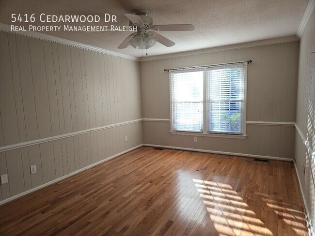 Building Photo - 5416 Cedarwood Dr