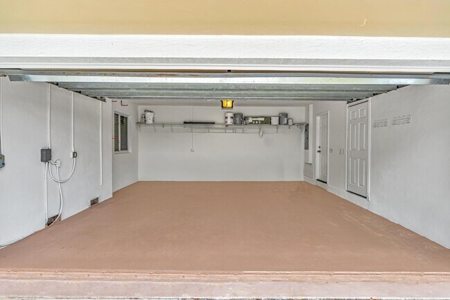 Building Photo - 52 Lariat Cir