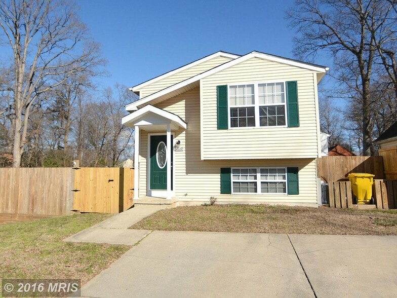 Building Photo - 7817 Camp Rd