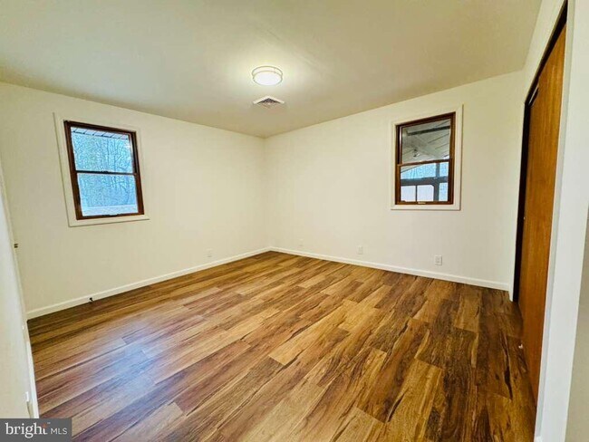 Building Photo - 305 Kresson Rd