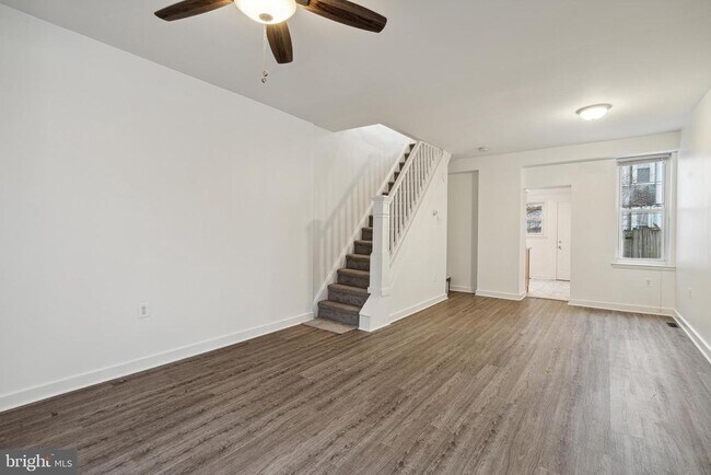 Building Photo - 3079 Tulip St