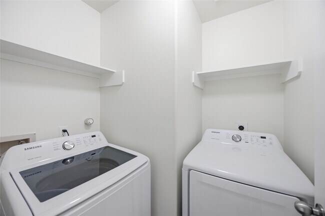 Building Photo - 2619 Dylans Crossing Dr