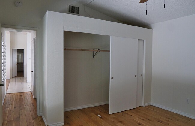 Building Photo - 77818 Calypso Rd