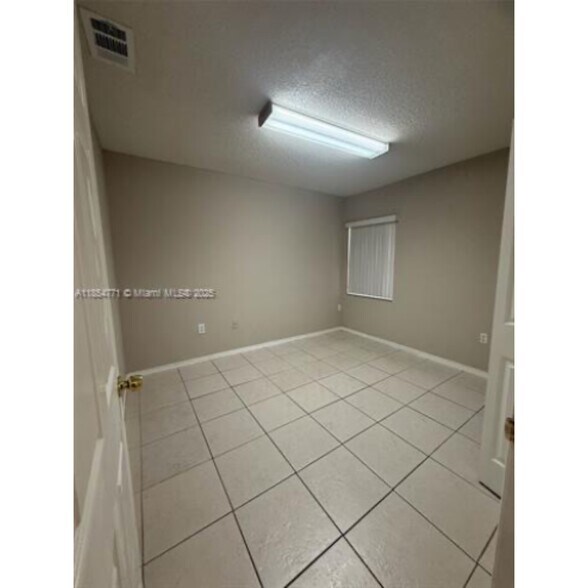 Building Photo - 15801 SW 85th St