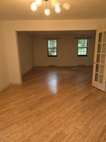 Bonus room - 176 Primrose Dr