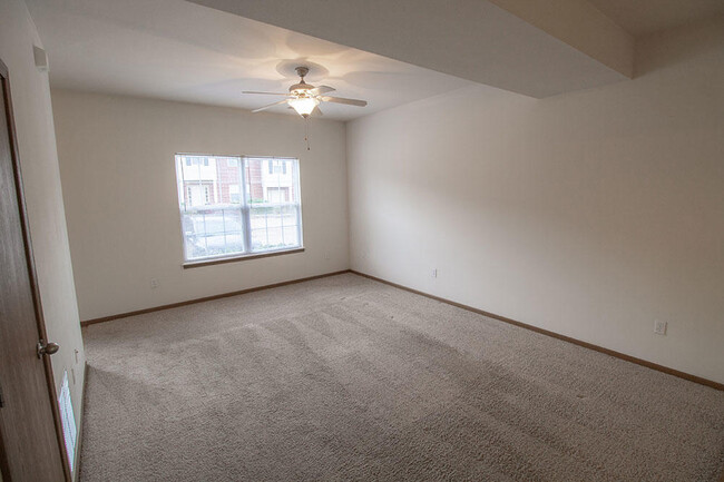 Building Photo - 1639 Citadel Dr